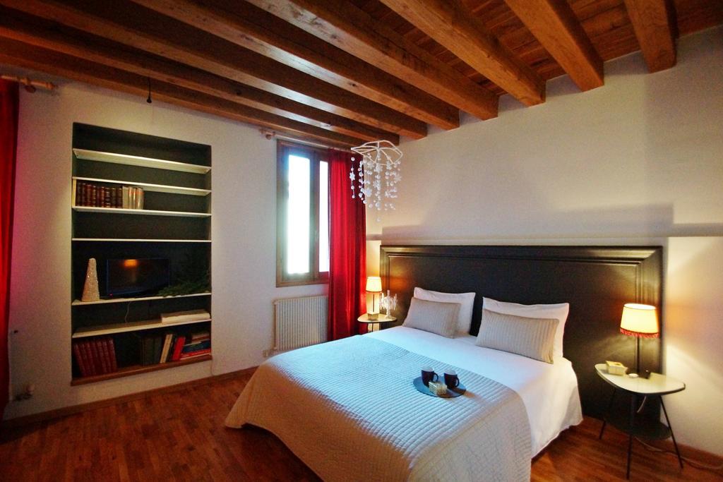 Avogari B&B Тревизо Стая снимка
